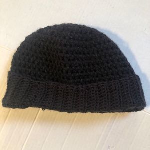 Knit/Black crochet hat  large